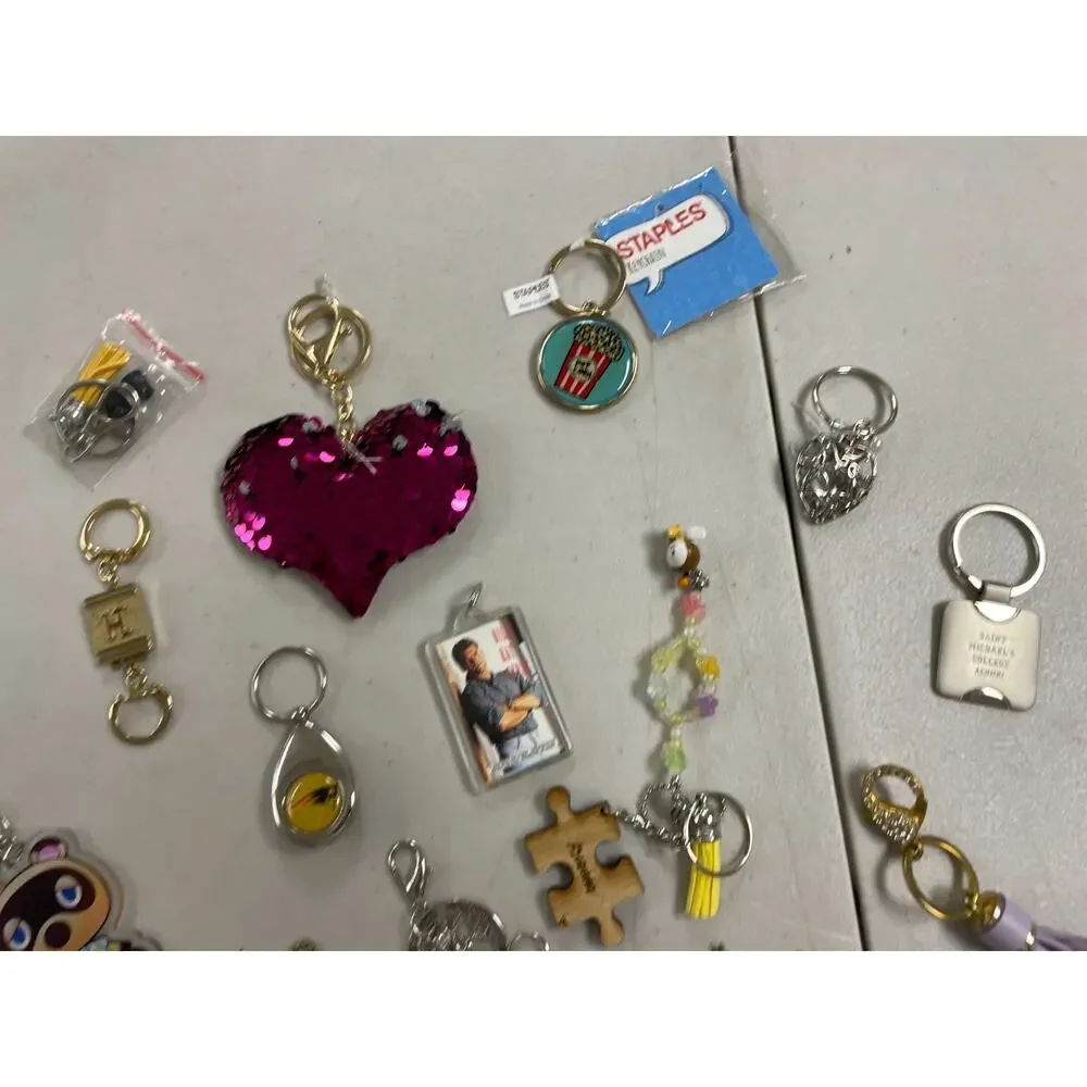 Vtg Mixed Lot of 15+ Novelty Keychains Cute Animals Tassel Beaded Souvenir